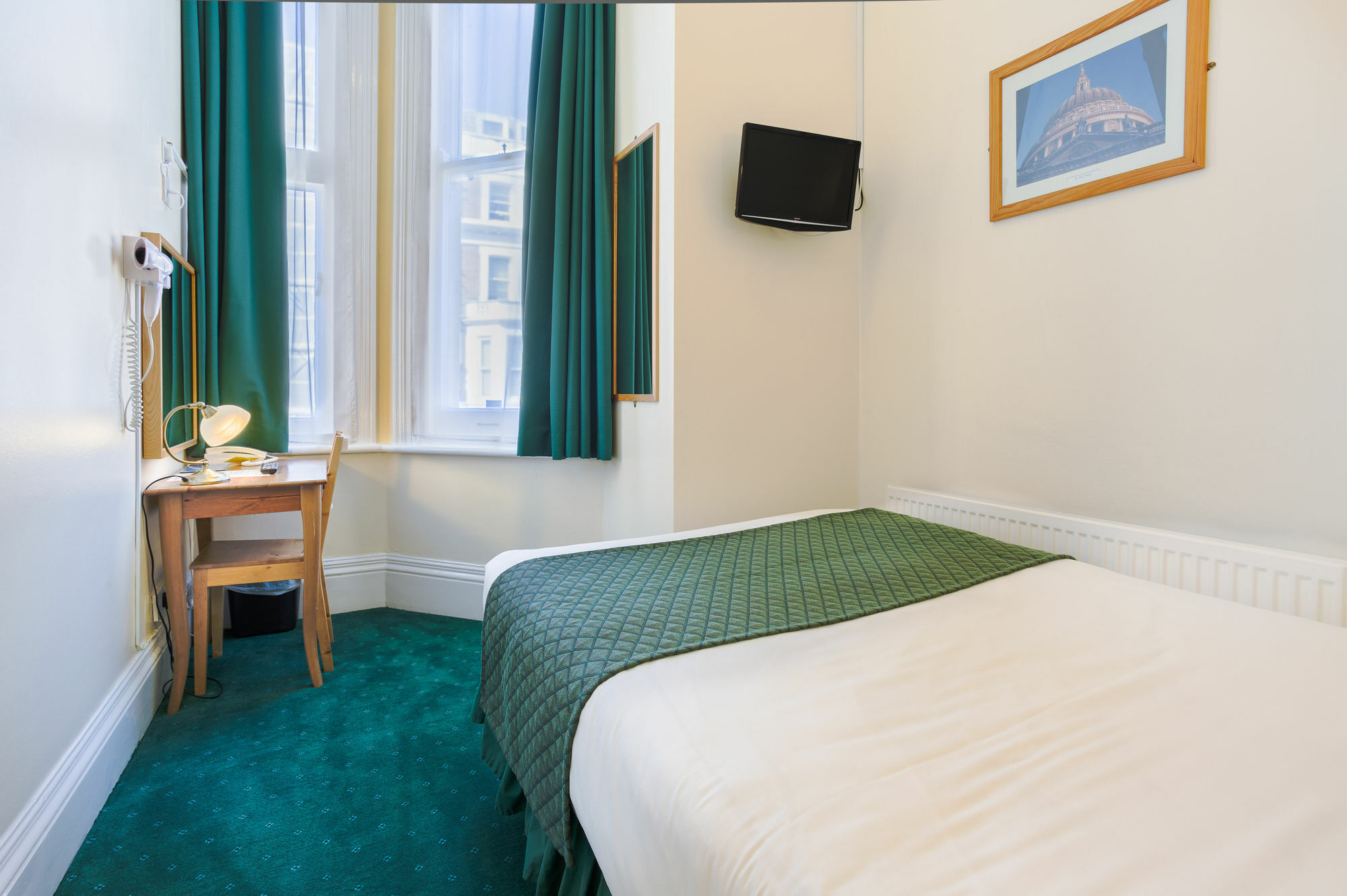 London Town Hotel Exterior photo